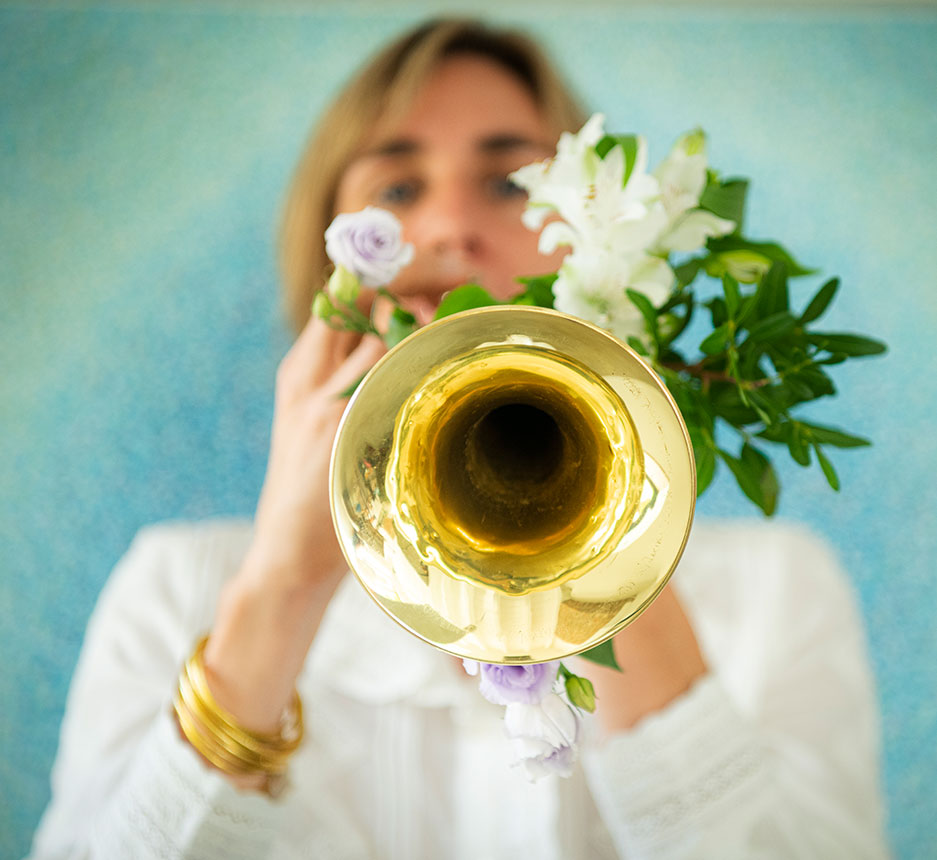 Claire Chejab Trompette Voix Guitare